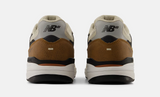 NB NUMERIC - ANDREW REYNOLDS 933 - Quicksand / Sea Salt