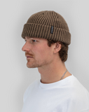 BEYOND MEDALS - SHORT BEANIE - Brown