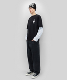 BEYOND MEDALS - FLORIAN LONGSLEEVE - Black