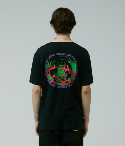 FORMER - GLOBAL MIND T-SHIRT - Black